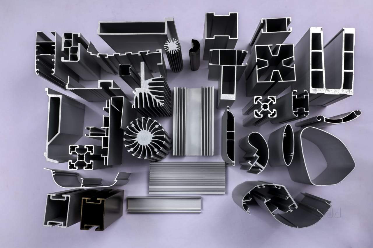 Custom aluminum extrusion SUPPLIERS