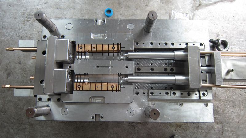 china plastic injection molding